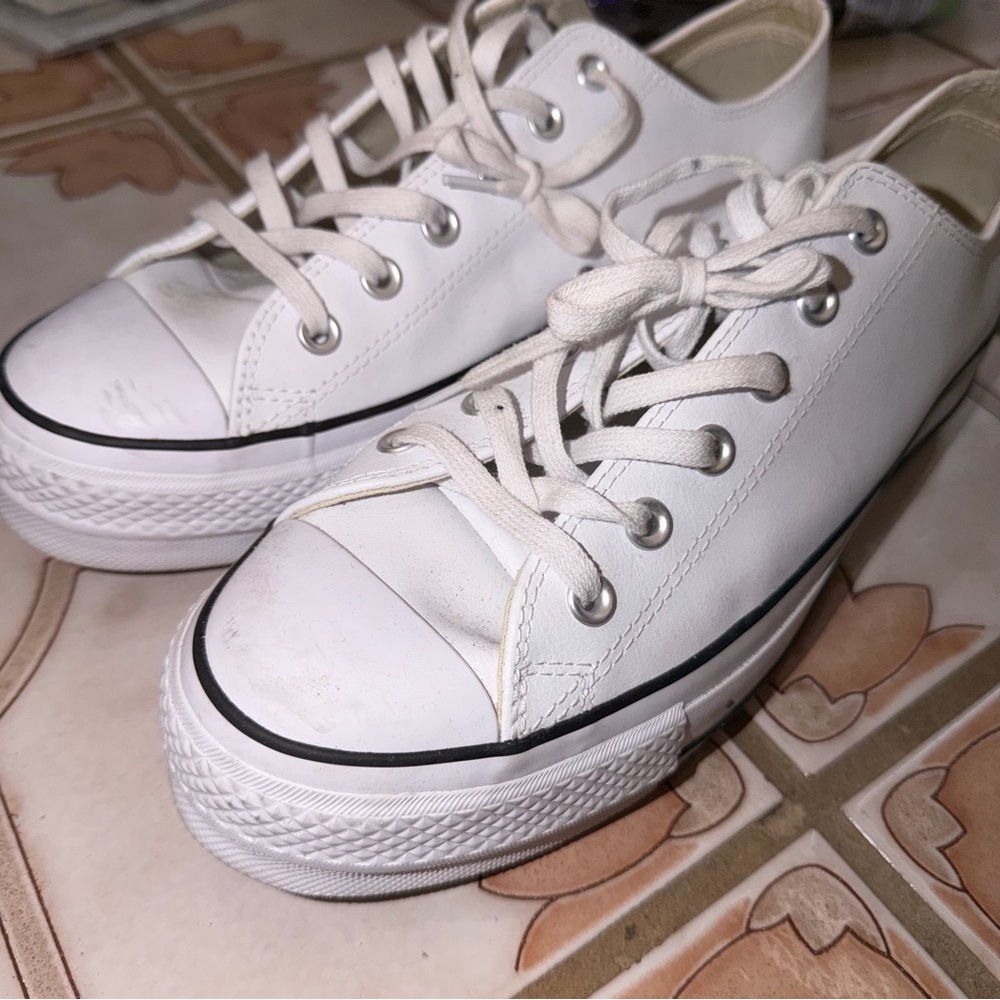 Converse‎ White Low-Top platform leather Sneakers - Picture 4 of 7